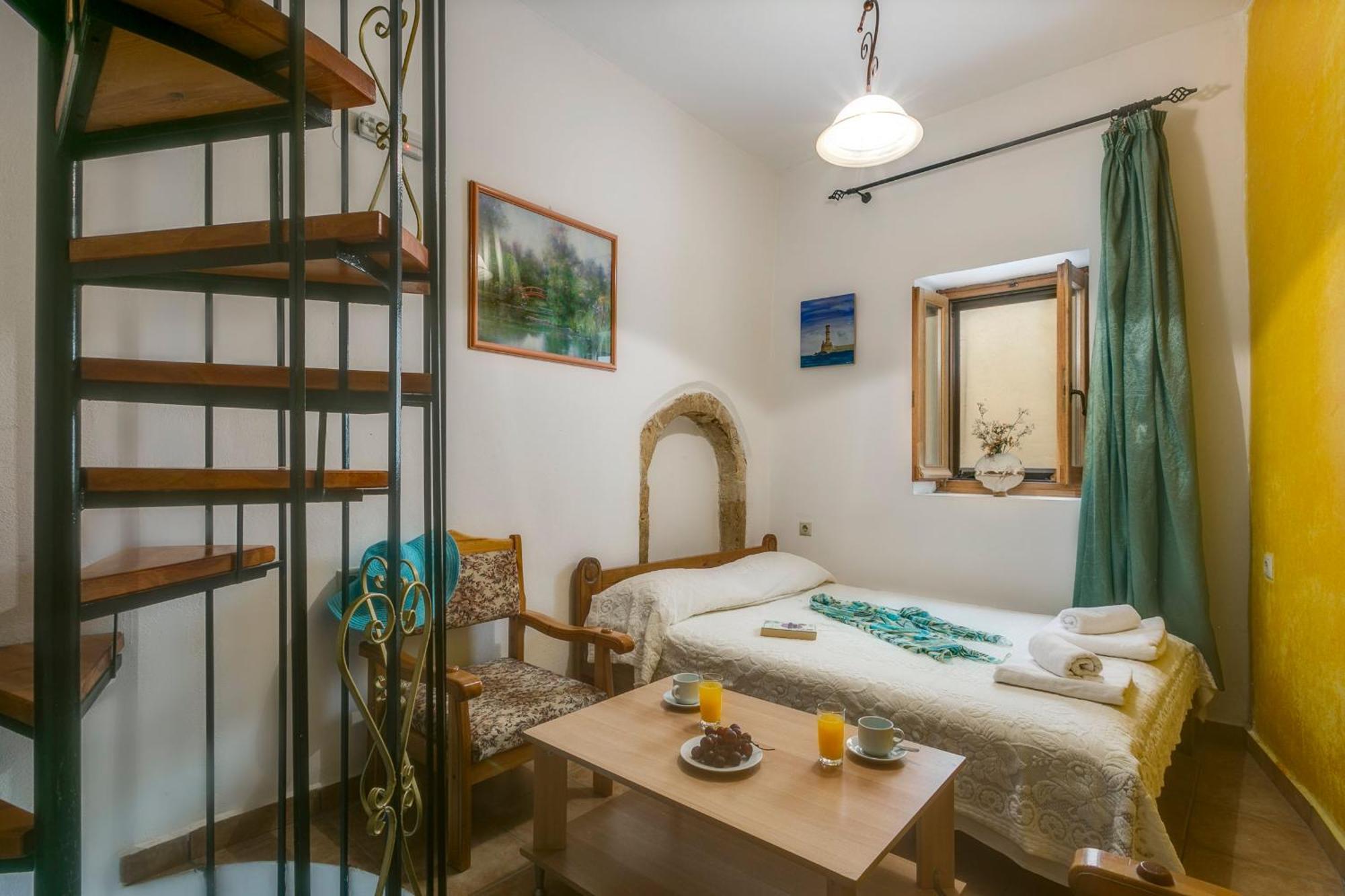 Apartmán Ifigenia Lux Maisonette In Oldtown And In Theriso Vilage 14 Km Outside Of Chania Chania (Crete)